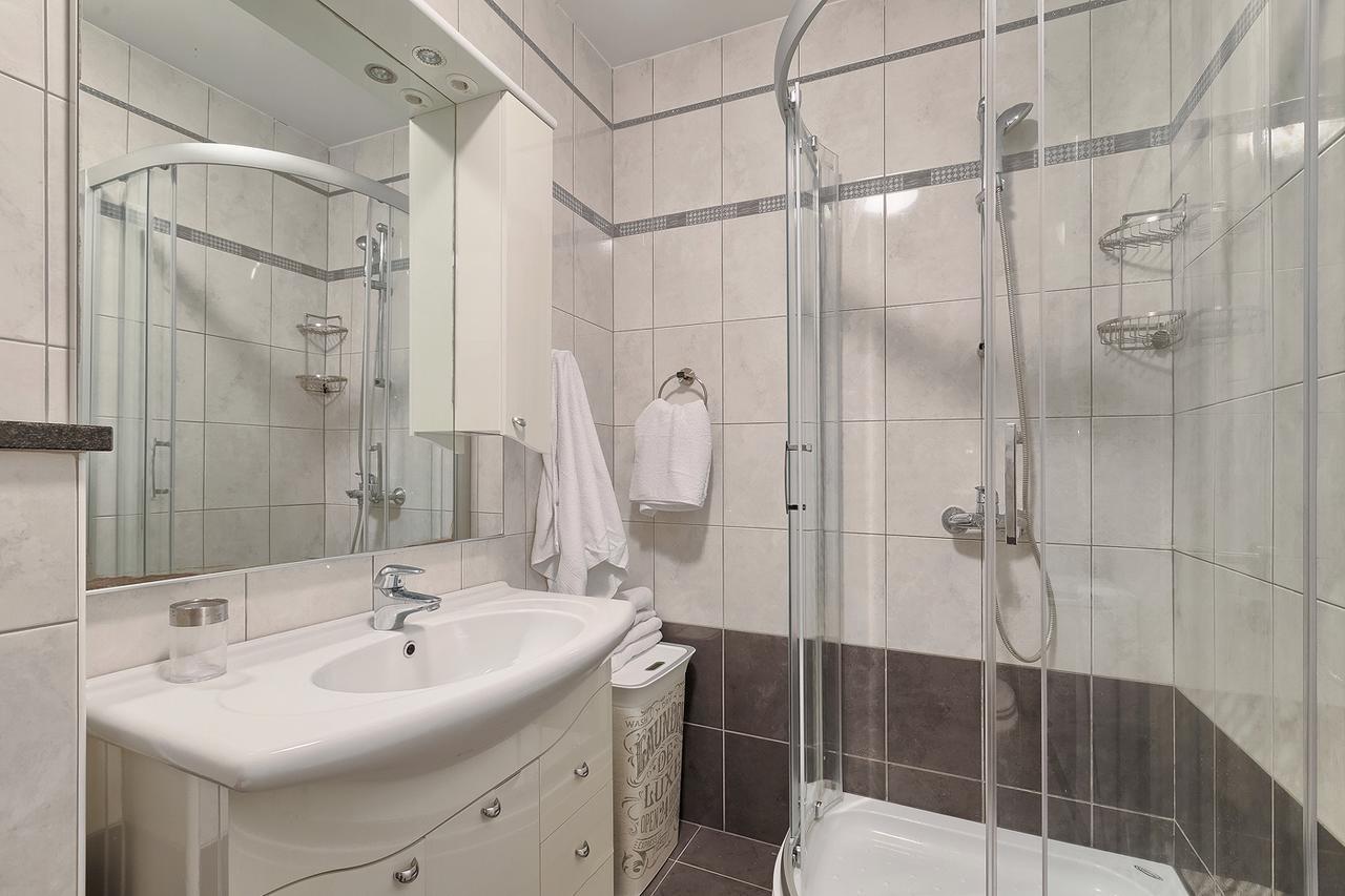 Apartmant Korina Stara Novalja Buitenkant foto